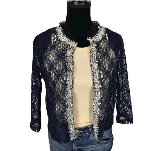 Lace cardigan size large - Picture 3 of 7